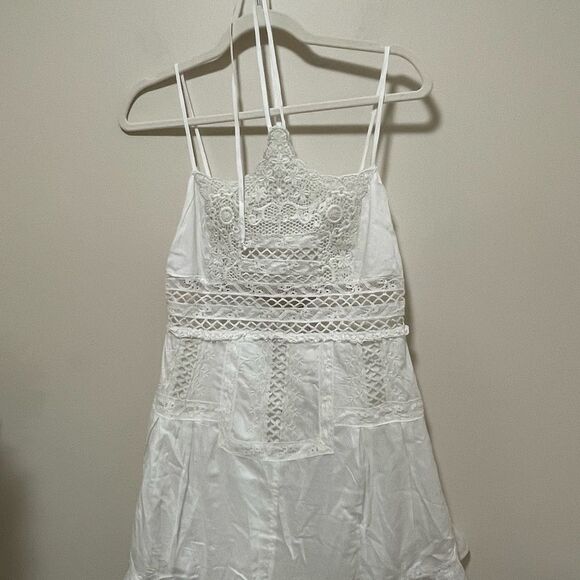 New Free People Taya Romper white lace halter size 4
Retail $198 - Picture 7 of 15